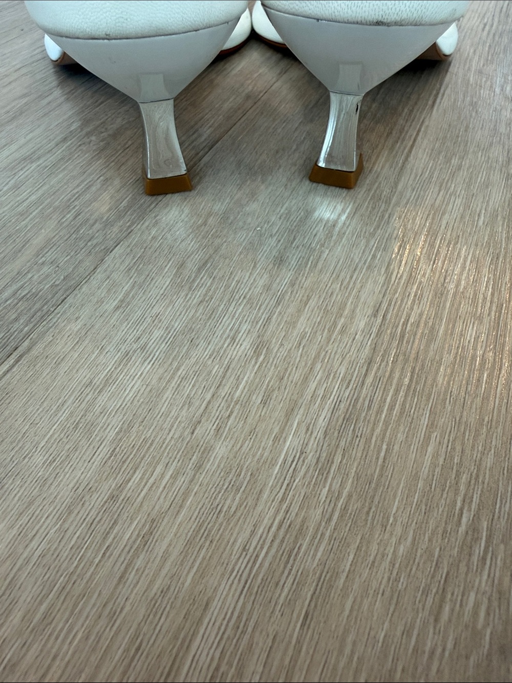 Schutz White Agatha Mini Heel 7 - Picture 5 of 5